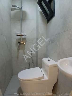 Ref_2888_SEY Appartement à louer au Point E image 6