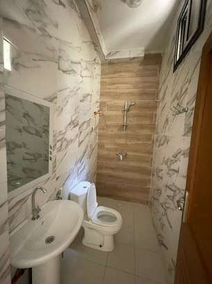 F4 Neuf Recasement BOA Almadies image 3