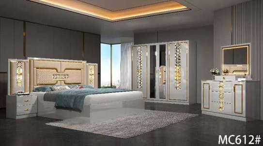 Chambre à coucher VIP mini image 5