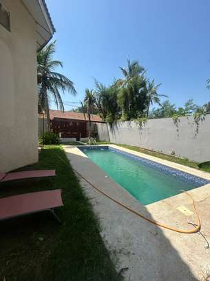 Villa meublée à Saly image 3