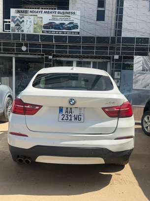 BMW X4 2016 blanc SUV compact performant image 3