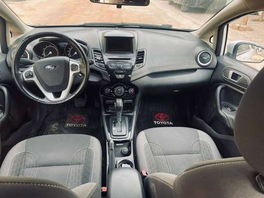 Ford Fiesta 2015 image 1