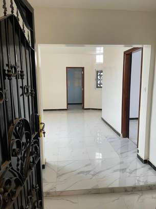 Appartement à louer à Zac Mbao image 2