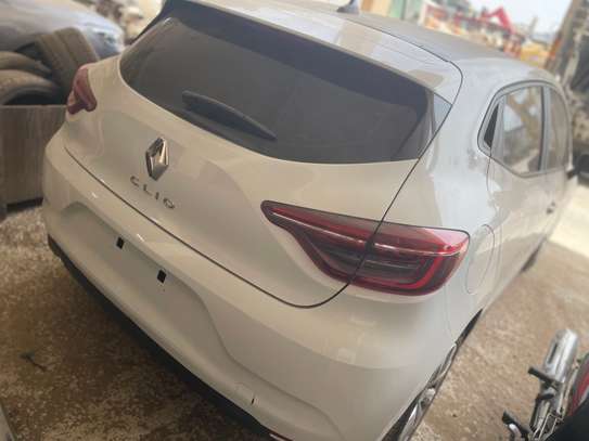 Renault Clio image 6