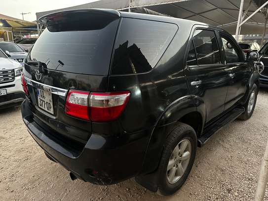 Toyota Fortuner 2016 image 3