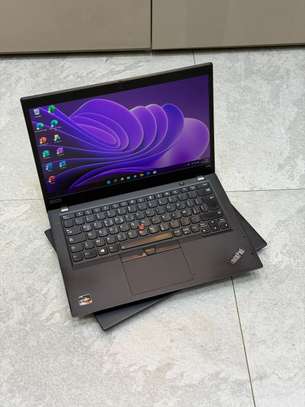 Lenovo thinkpad x385 Ryzen 7pro image 2