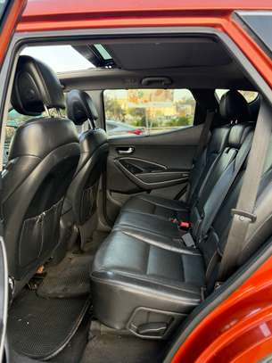 Hyundai SANTAFE image 10
