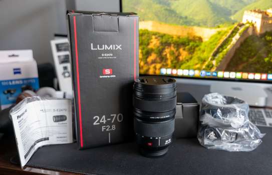 Objectif Lumix S PRO 24-70mm F 2.8 image 1