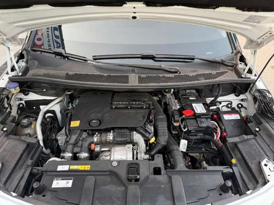 Peugeot 3008 image 11