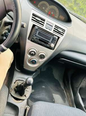 Toyota Yaris image 6