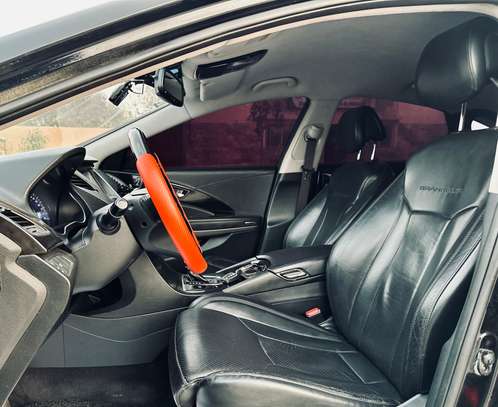Hyundai Grandeur HG240 2013 version 2015 image 9