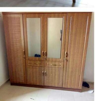 Armoire 4 Battants image 1