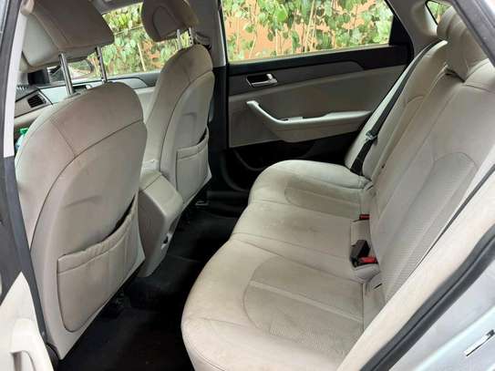 Hyundai sonata 2016 image 6
