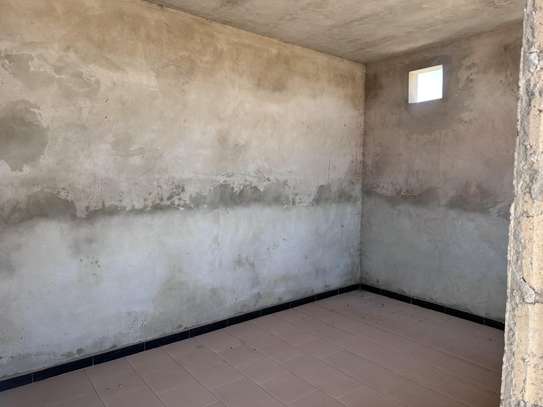 Maison R+3 à vendre à Ndiakhirate image 5