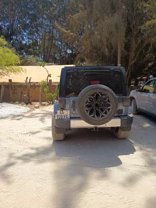 Av jeep wrangler jk essence 3.6 image 4