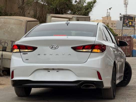 Hyundai Sonata Venant image 5