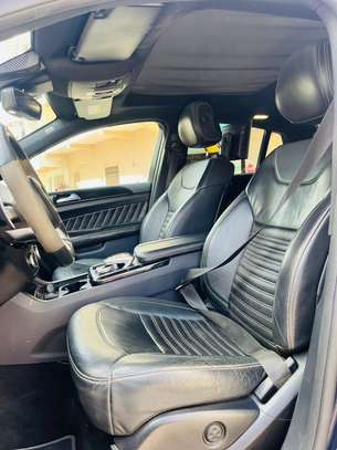MERCEDES GLE 450 AMG image 10