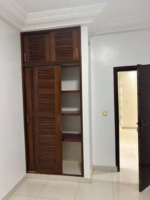 appartement f4 à louer almadies image 9