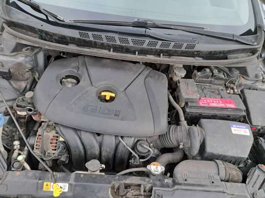 Hyundai elantra image 7