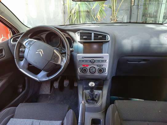 LOCATION  CITROEN C4 2018 DIESEL / MANUELLE image 4