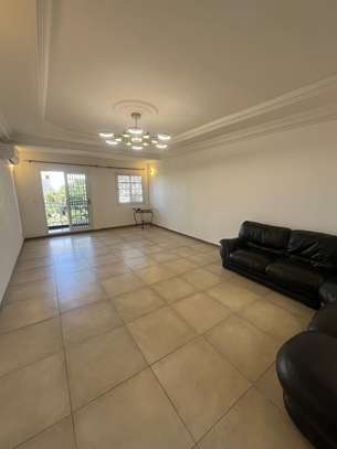 Appartement avec terrasse privé à Louer à Mermoz image 3