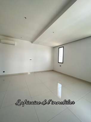 Appartement F4 à louer à Mermoz image 13