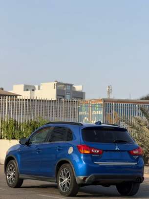 Mitsubishi outlander limited image 3