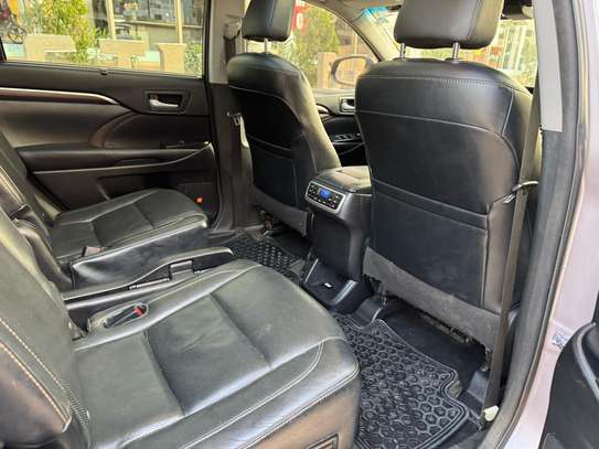 Toyota Highlander hybride 2016 image 10