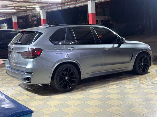 BMW x5 pack M image 5
