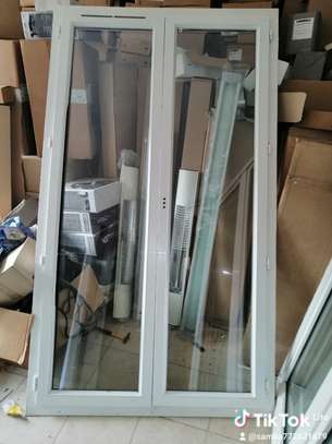 Porte pvc antibruit de sécurité quasi blindée image 2