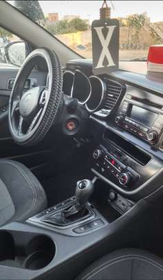 Kia Optima 2012 image 2
