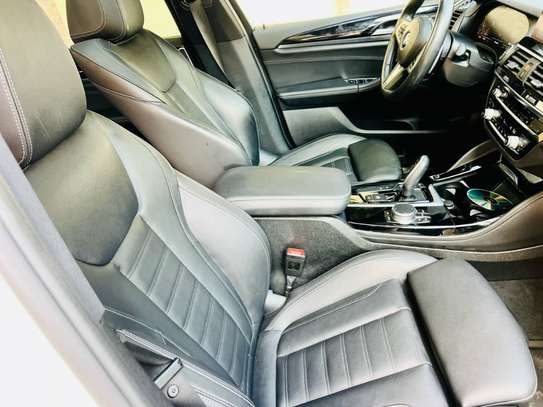 BMW X4 2020 image 3