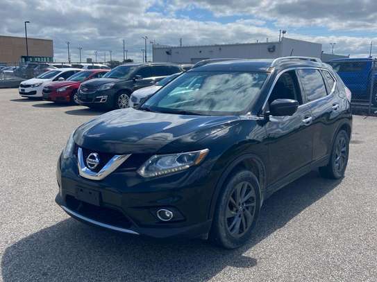 Nissan Rogue image 2