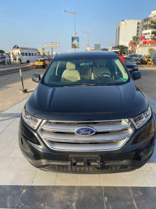 Ford Edge SE image 7