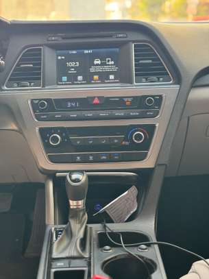 Hyundai sonata 2017 image 8