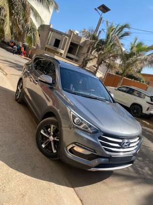 Hyundai Santa Fe 2017 image 2