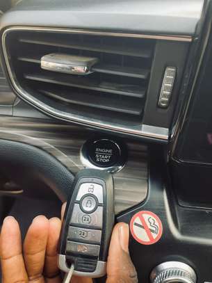 Ford Explorer image 12