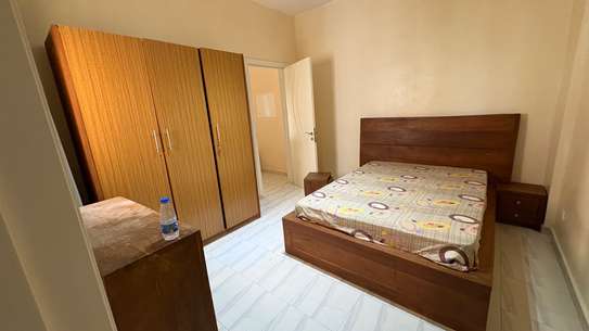 MEUBLE CHAMBRE A COUCHER SOLIDE BOIS DIM EPAISSEUR BOIS 3CM image 1