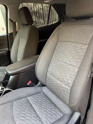 Chevrolet equinox image 4