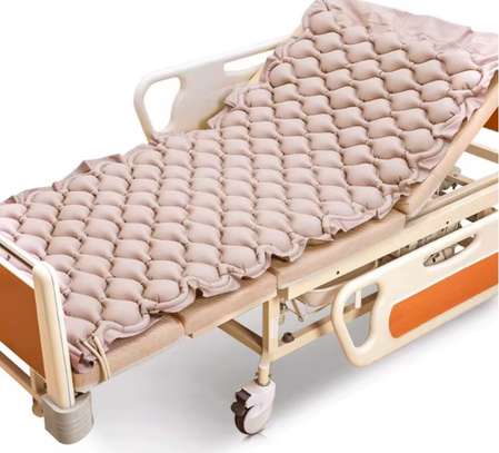 Matelas anti-escarres à air image 3