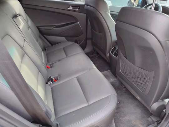 Hyundai Tucson image 6