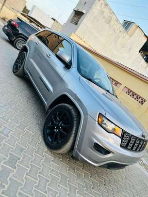 Jeep grand cherocke 2017 image 8