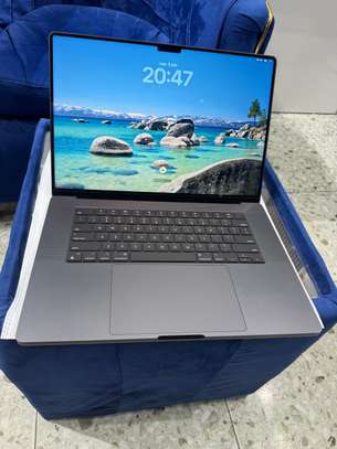 MacBook Pro M3 Pro 16 pouces Ram 18Go SSD 512Go image 5