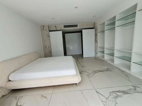 VILLA  A LOUE DAKAR VIRAGE  R+2 image 15