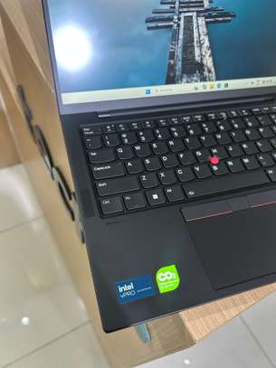 Lenovo ThinkPad T14S Gen 5 - Ultra 7 | 32GB RAM | 1 Téra image 4