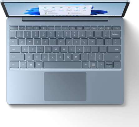 Microsoft Surface Laptop Go 2 11ème Génération image 2