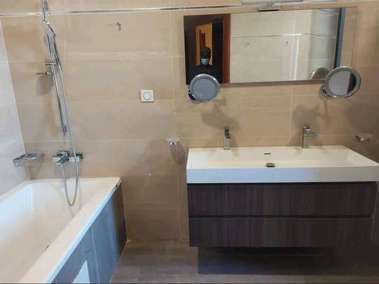 A louer appart F4 luxe yoff virage image 3