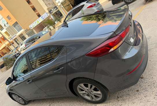 Hyundai Elantra 2017 image 10