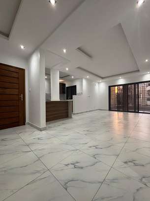 Appartement à Louer à Dakar à Mermoz image 8