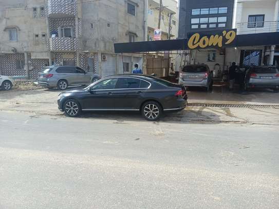 Volkswagen Passat Berline Noir confort et performance image 11